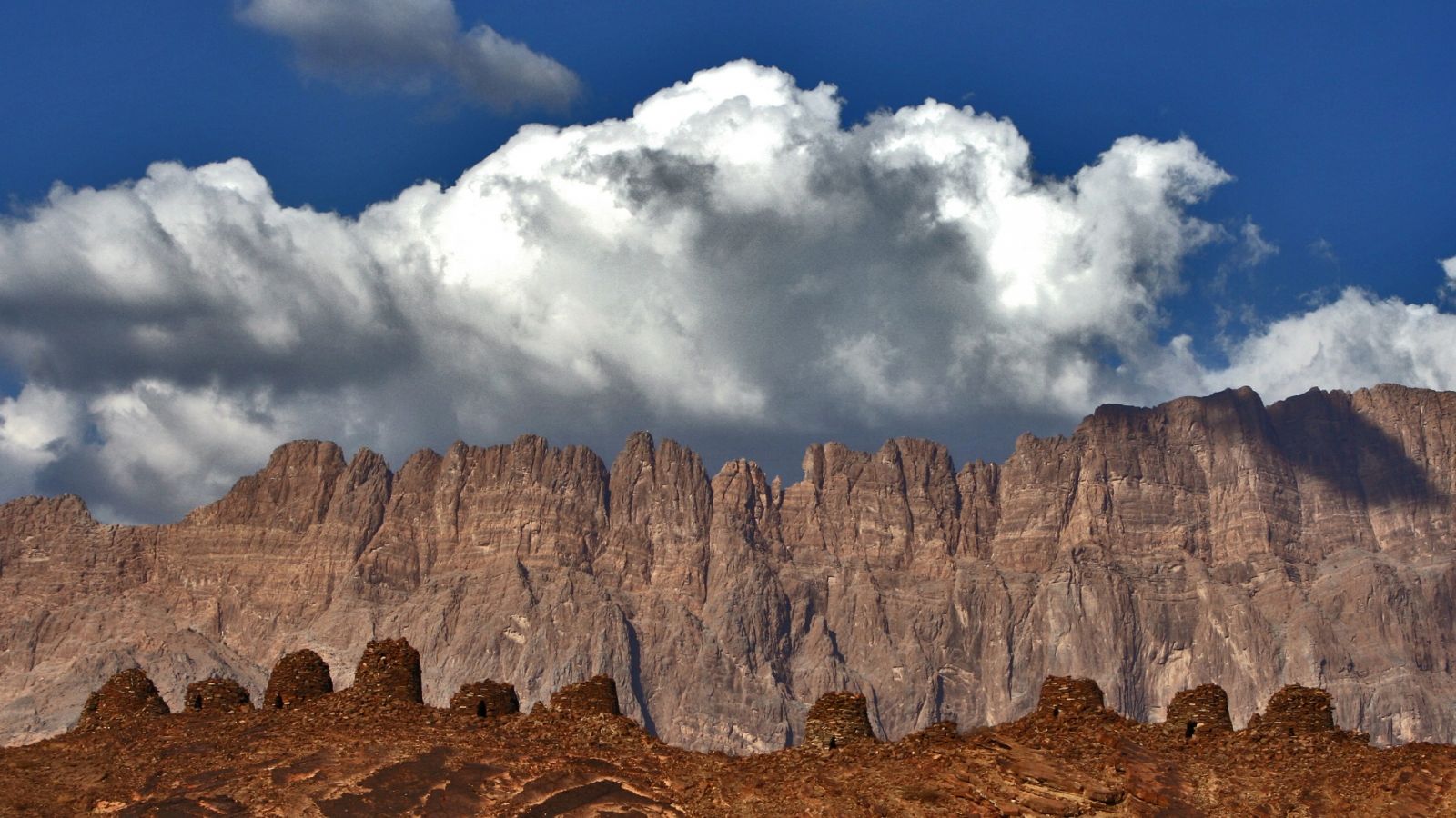 سلطنة عمان